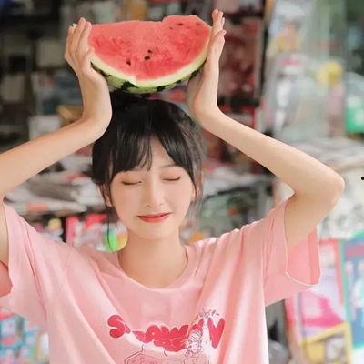 娱乐吃瓜群头像女,揭秘网红头像背后的女生故事