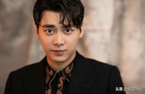 吃瓜娱乐李易峰,吃瓜娱乐背后的明星生活揭秘
