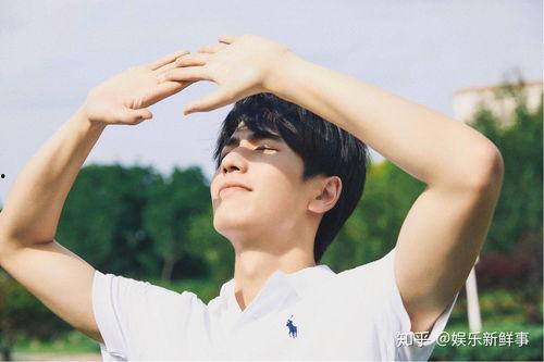 吃瓜娱乐圈张凌赫是谁,娱乐圈新晋“吃瓜王”的崛起之路  第2张