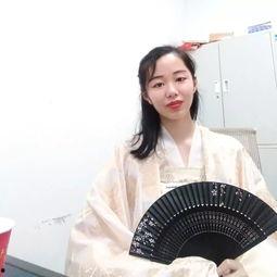 爱豆吃瓜娱乐圈直播间,娱乐圈直播间的欢乐盛宴  第2张