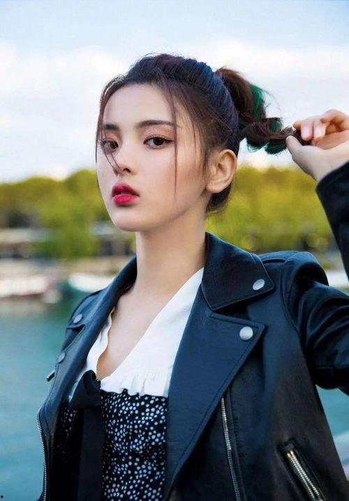 娱乐圈吃瓜神秘人百度云,揭秘百度云背后的神秘力量  第3张